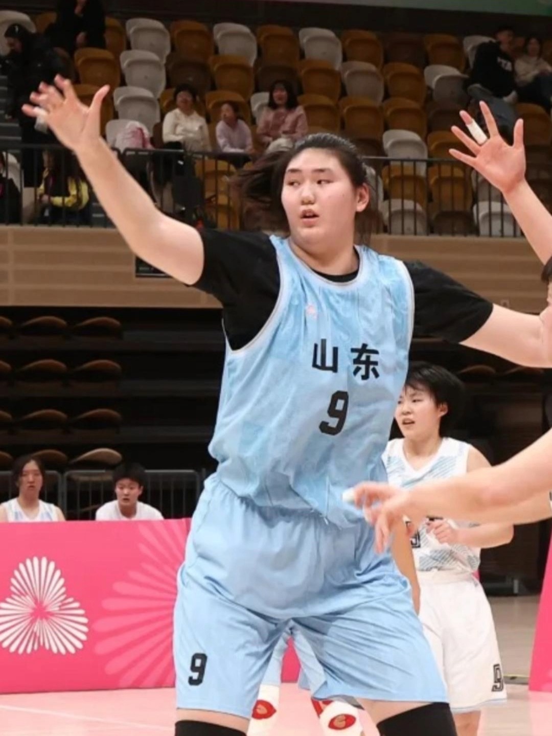 亚洲杯-张子宇11分钟13分中国女篮狂胜印尼51分