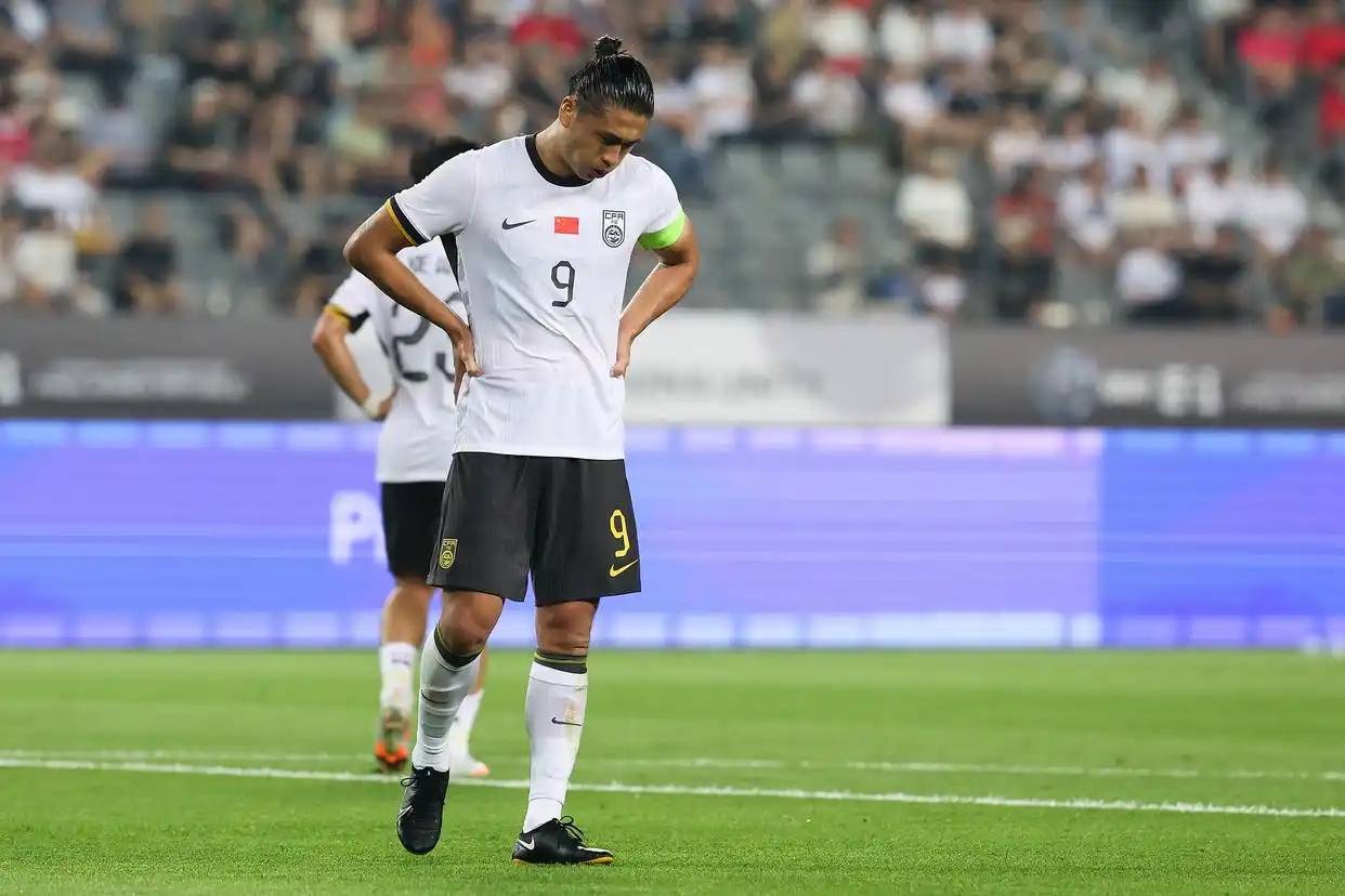 东亚杯-日本1-0韩国三场全胜成功卫冕的简单介绍