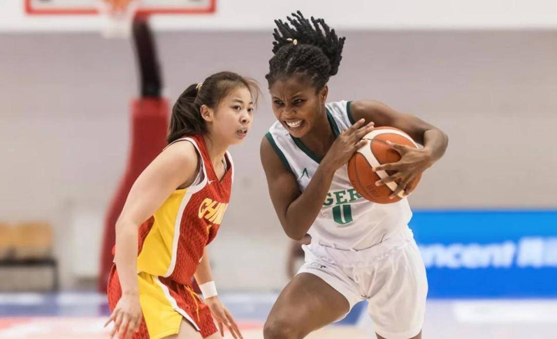 包含U19女篮世界杯-冉珂嘉17+10中国负葡萄牙遭两连败的词条