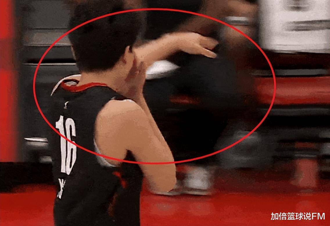 杨瀚森要提高篮板能力否则他很难超越克林根成为首发